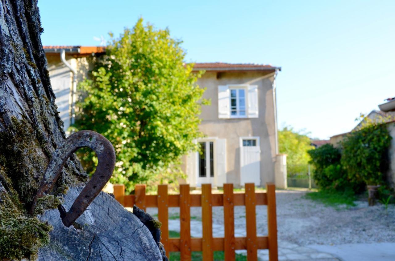 Le Gite Des Sureaux Rarécourt Exterior foto