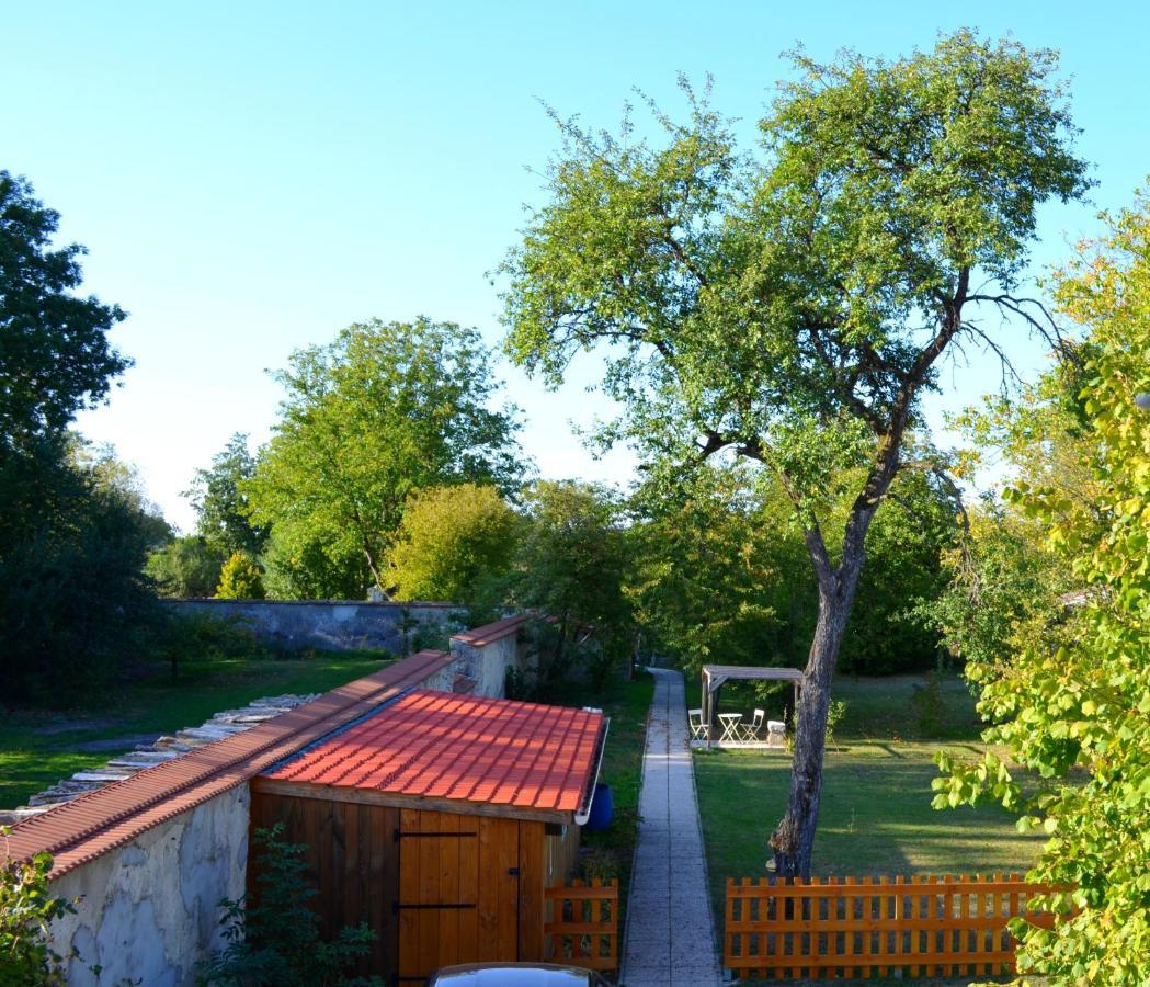 Le Gite Des Sureaux Rarécourt Exterior foto